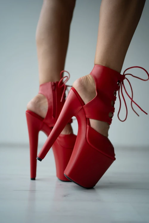 fame_red_6.jpg